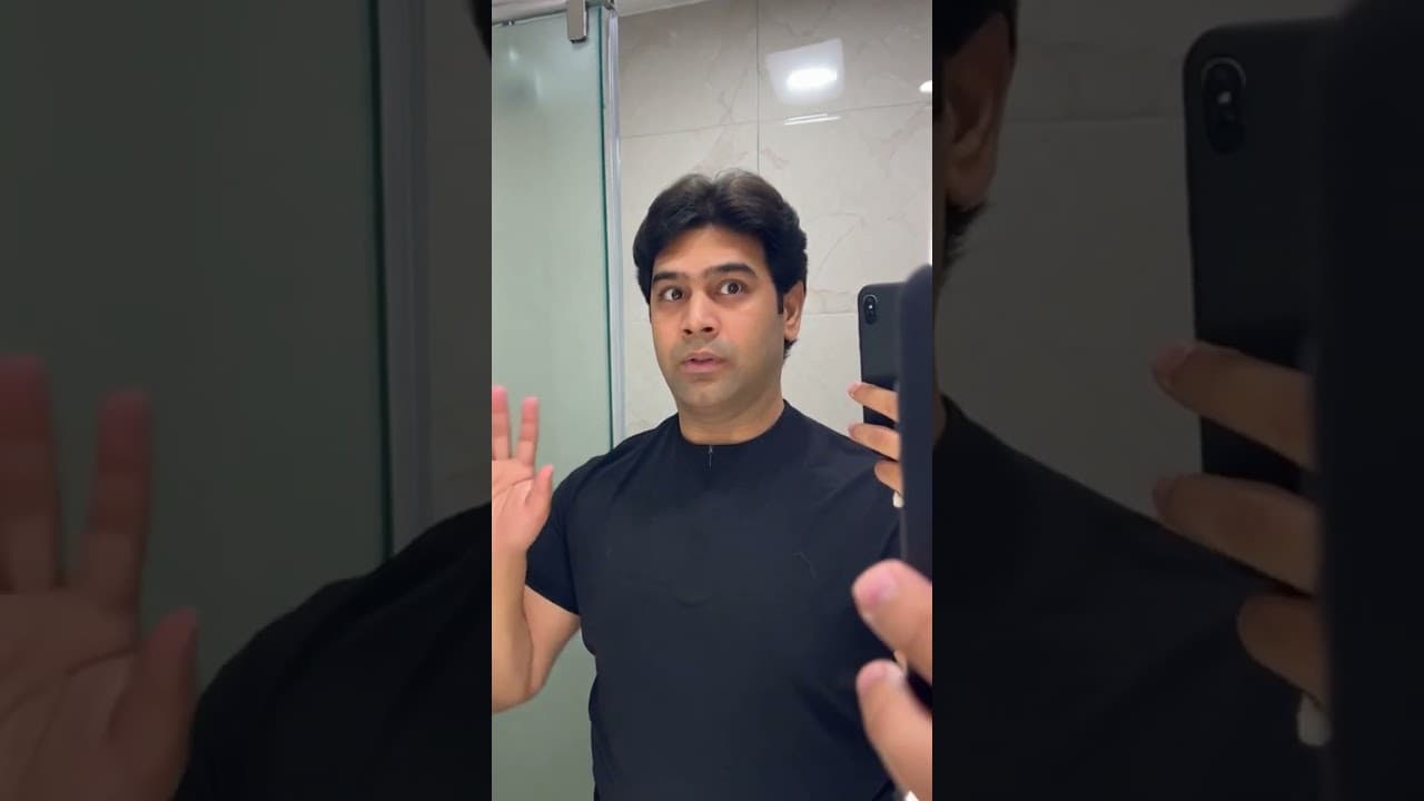 GLITCH IN THE MATRIX! My Mirror Reflection Stopped Moving 😱