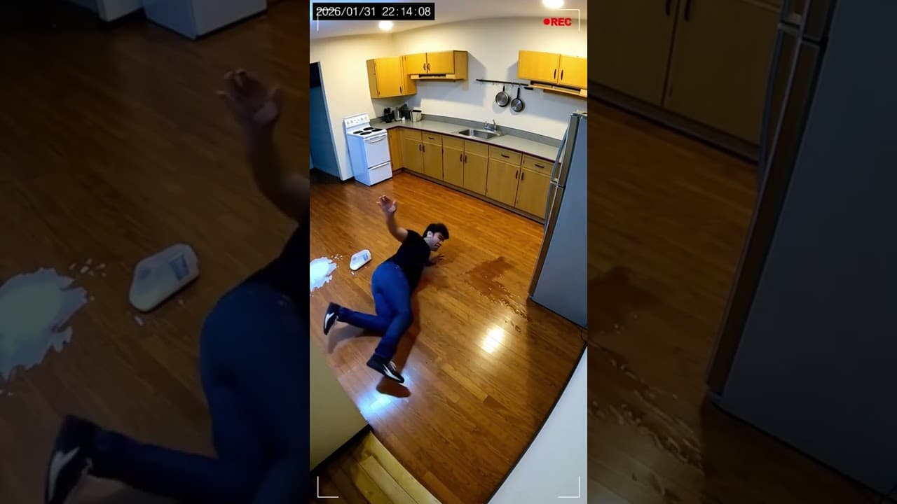 I Keep Falling in the Same Spot Over and Over 🔄💀